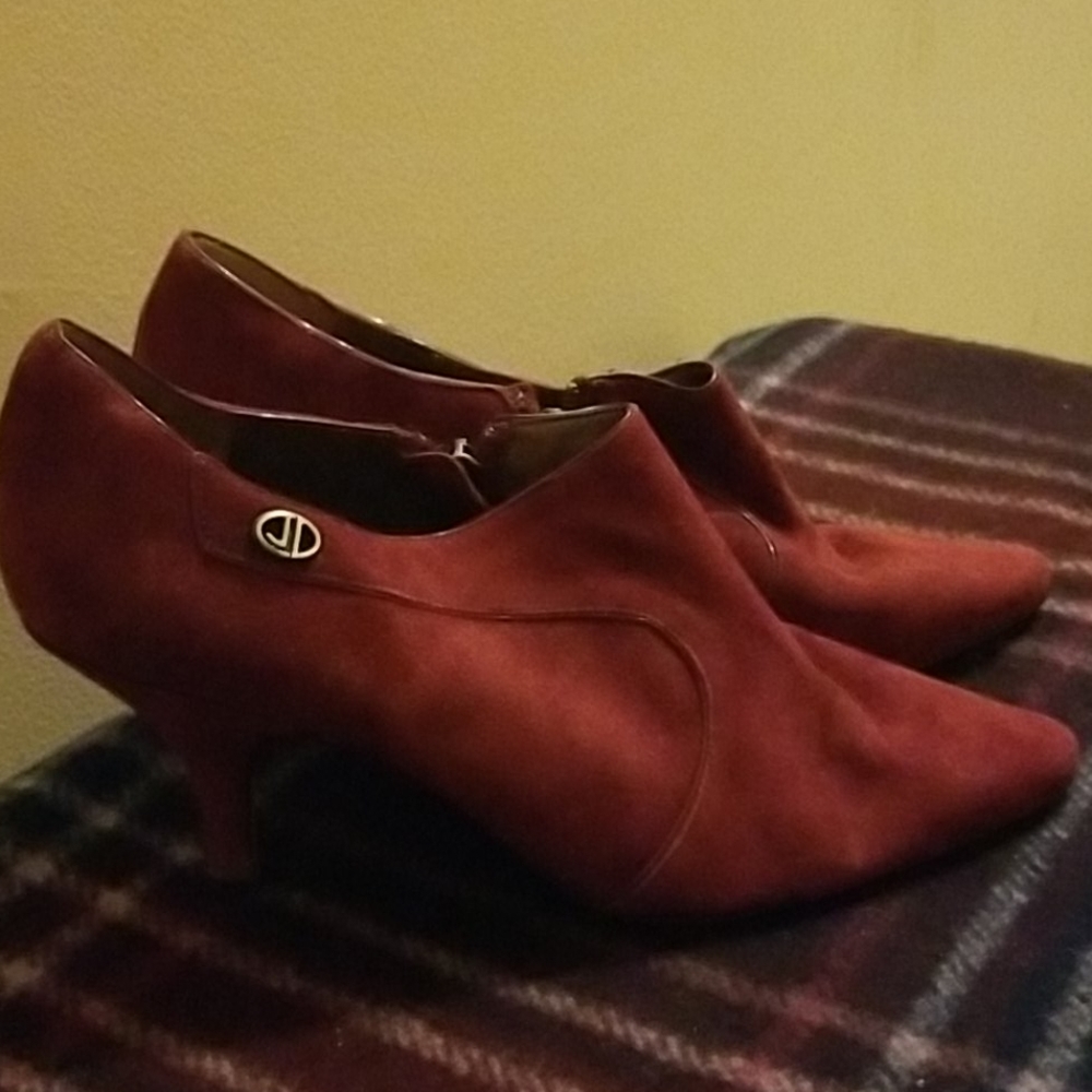 Circa Joan & David red suede booties